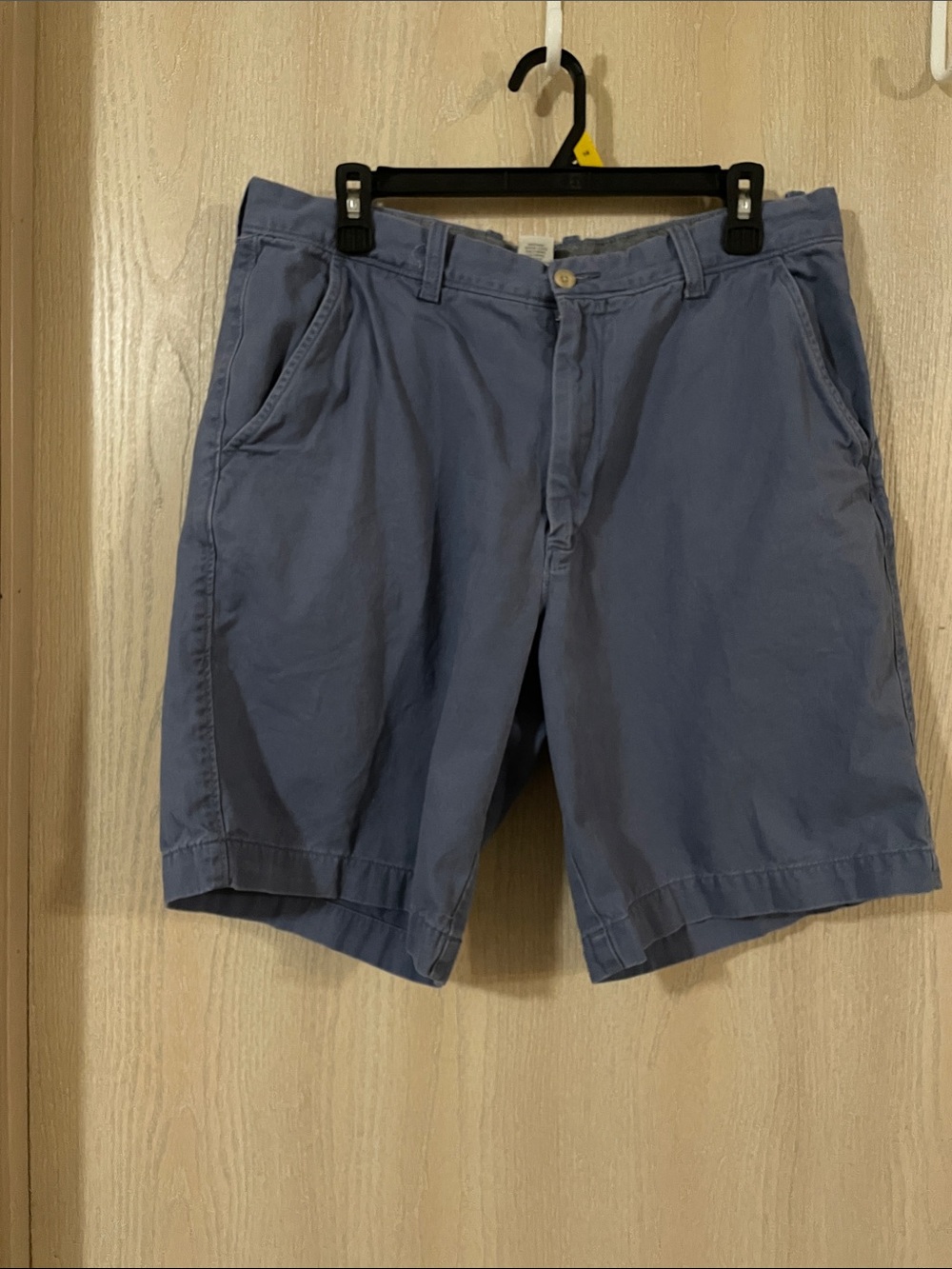 Madison Men's Slate Blue Flat-Front Cotton Shorts